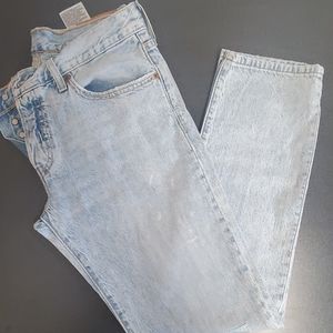 Levi light wash jeans